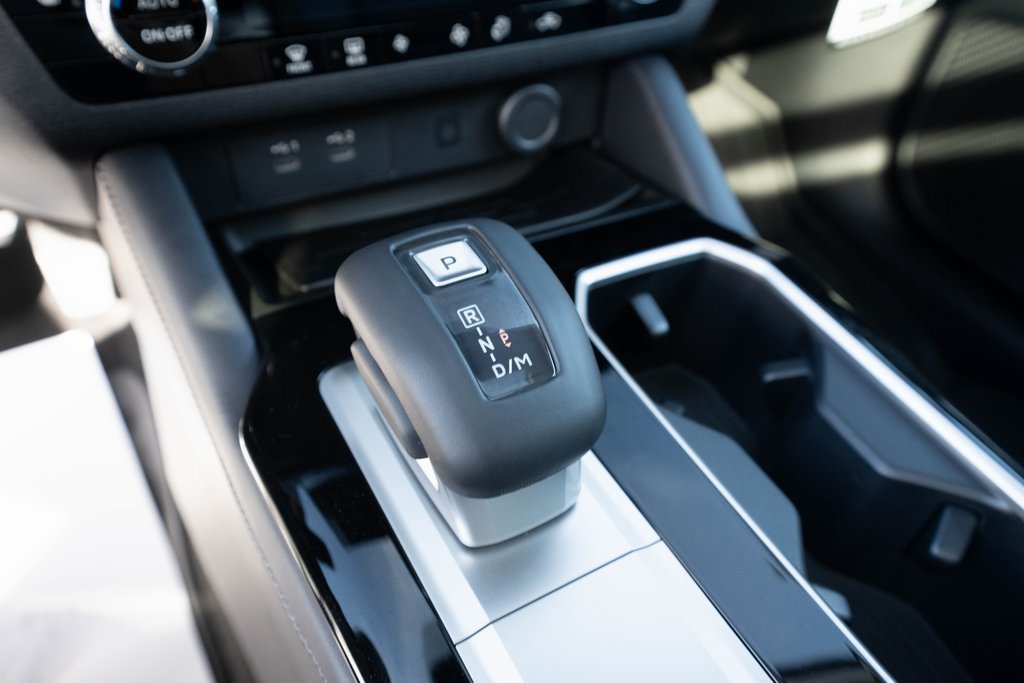 New 2026 Mitsubishi Outlander LE AWD/4WD image 33
