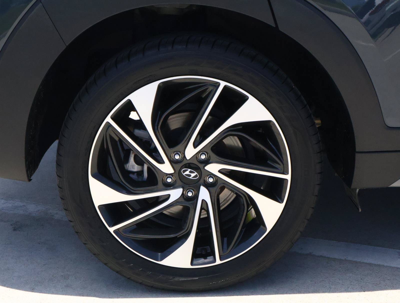 Used 2021 Hyundai Tucson Sport FWD image 8