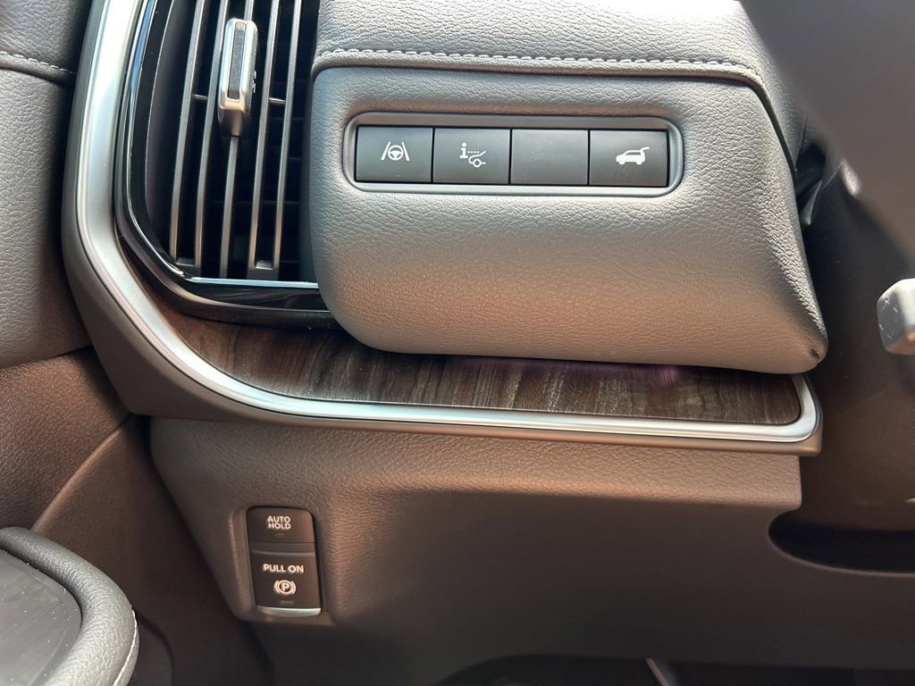 New 2026 Nissan Armada Platinum RWD image 31