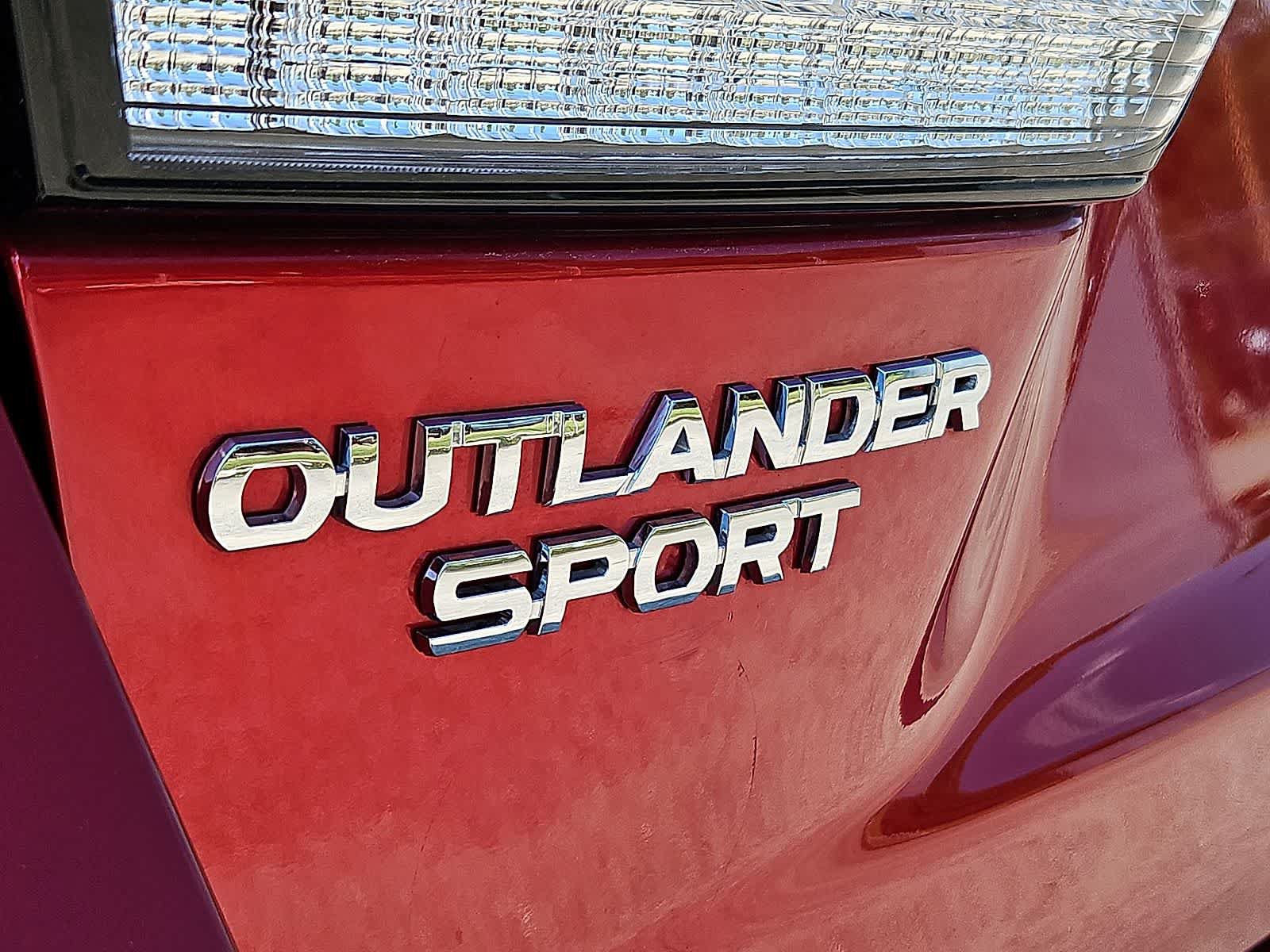 Used 2025 Mitsubishi Outlander Sport AWD image 34