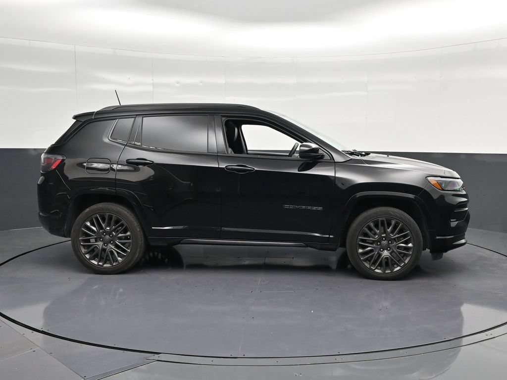 Used 2024 Jeep Compass Limited w/ High Altitude Package AWD/4WD image 4