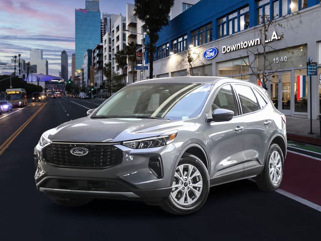 New 2024 Ford Escape Active w/ Tech Pack #2 FWD image 2