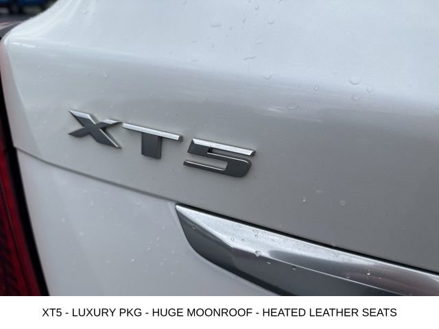 Used 2021 Cadillac XT5 Premium Luxury FWD image 21