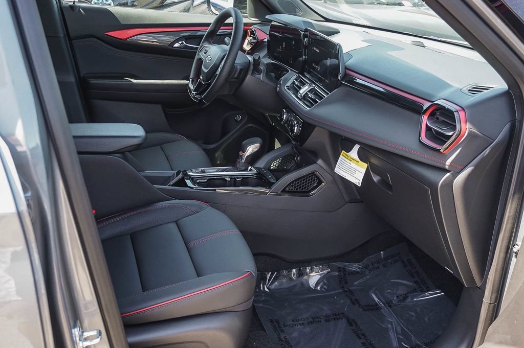 New 2026 Chevrolet TrailBlazer RS w/ Convenience Package FWD image 12