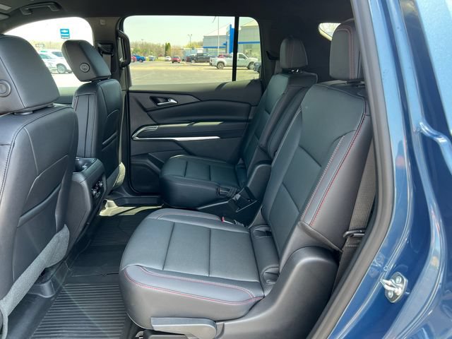 New 2026 Chevrolet Traverse Z71 w/ LPO, Floor Liner Package AWD/4WD image 5