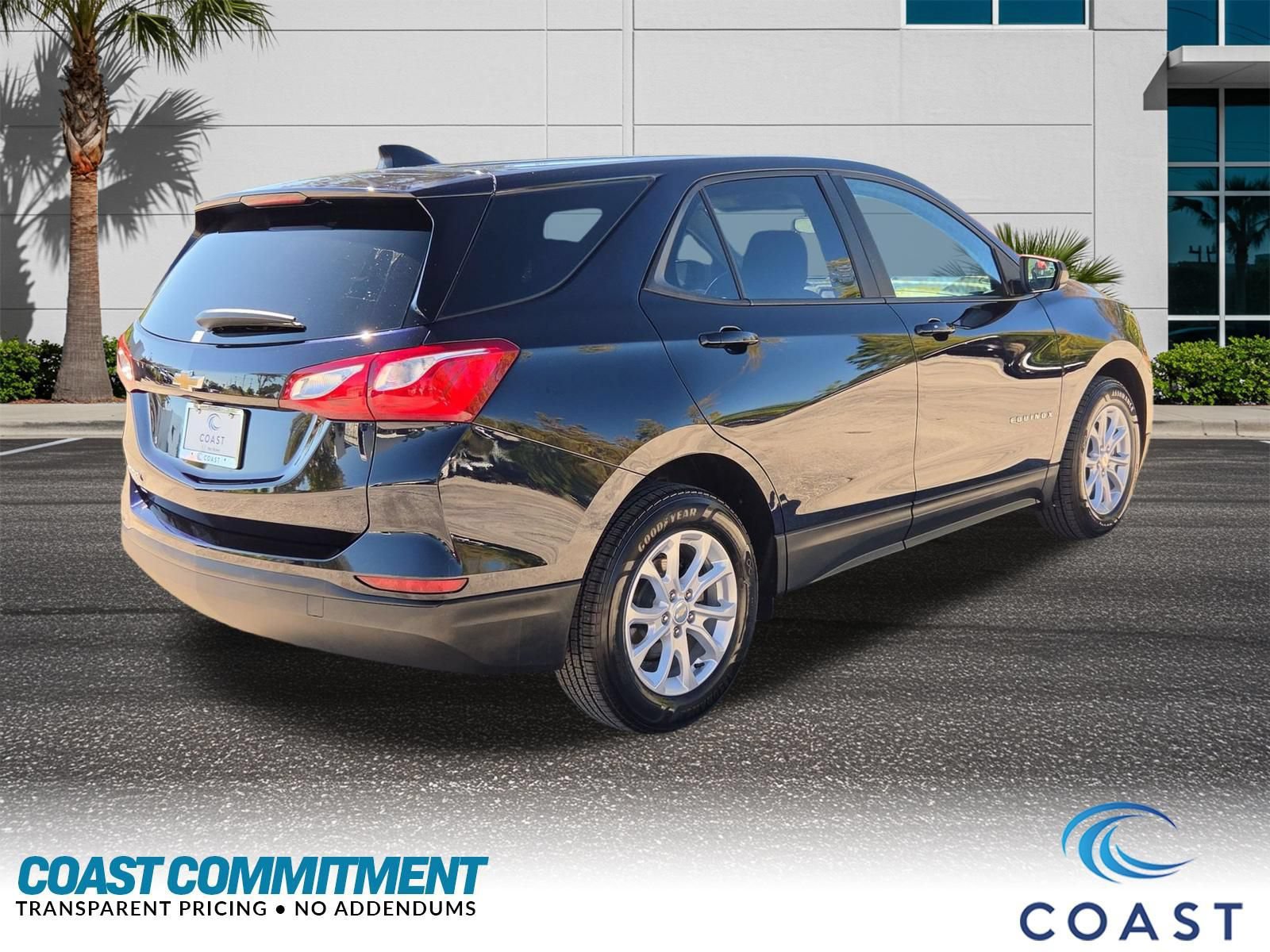 Used 2020 Chevrolet Equinox LS w/ LS Convenience Package FWD image 6