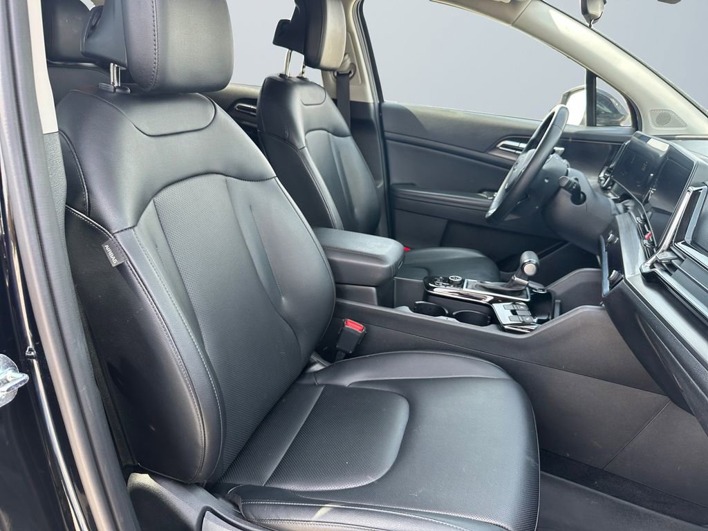 Used 2024 Kia Sportage EX image 15