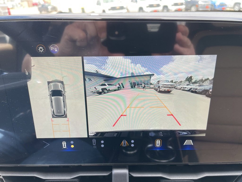 New 2026 Chevrolet Equinox ACTIV w/ Convenience Package III image 11