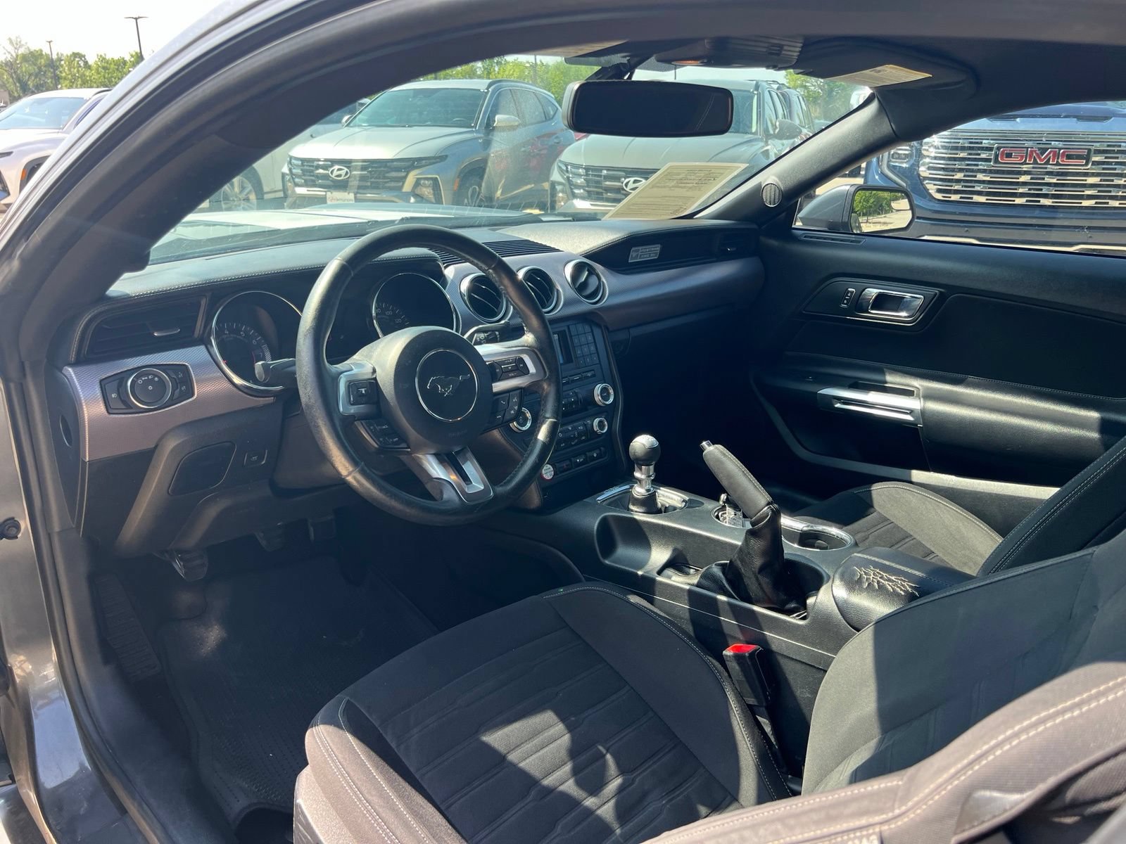 Used 2015 Ford Mustang GT RWD image 15