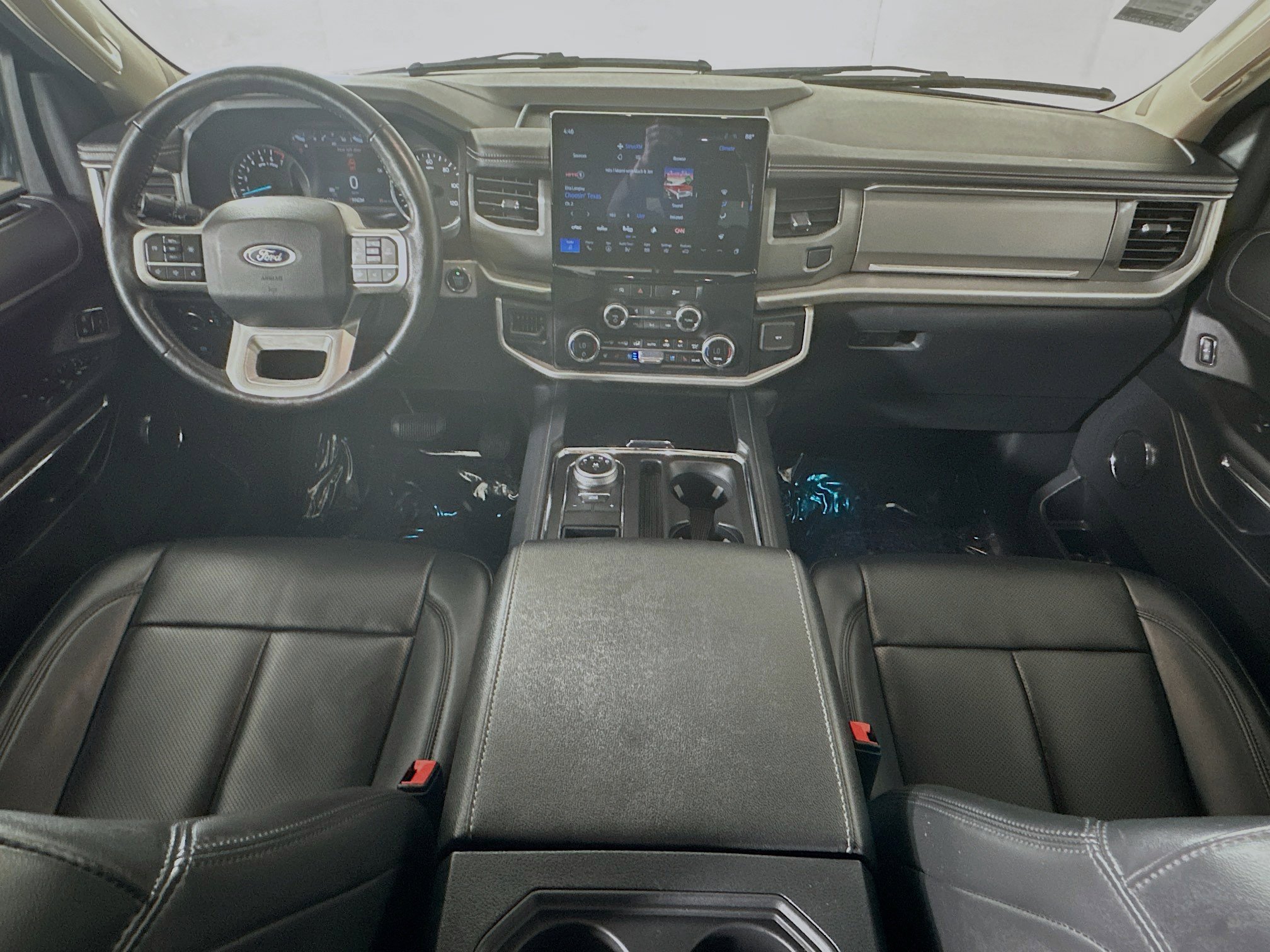 Used 2024 Ford Expedition Max XLT image 27