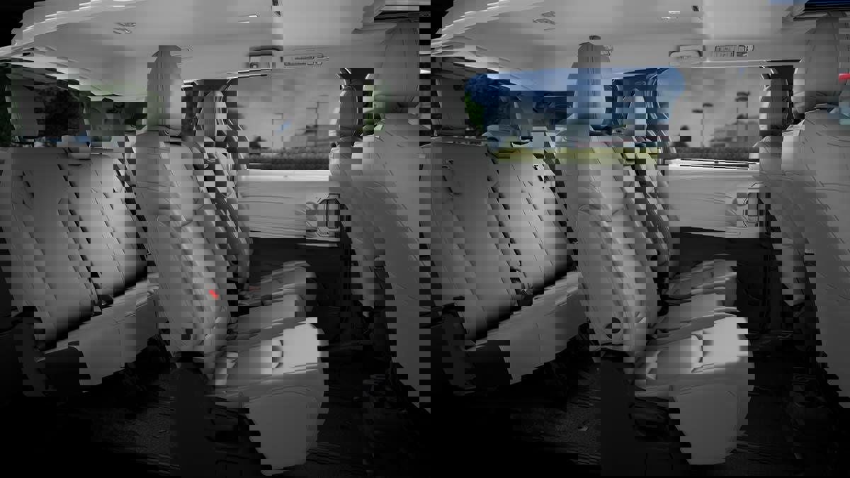 New 2026 Toyota Sienna XLE image 21