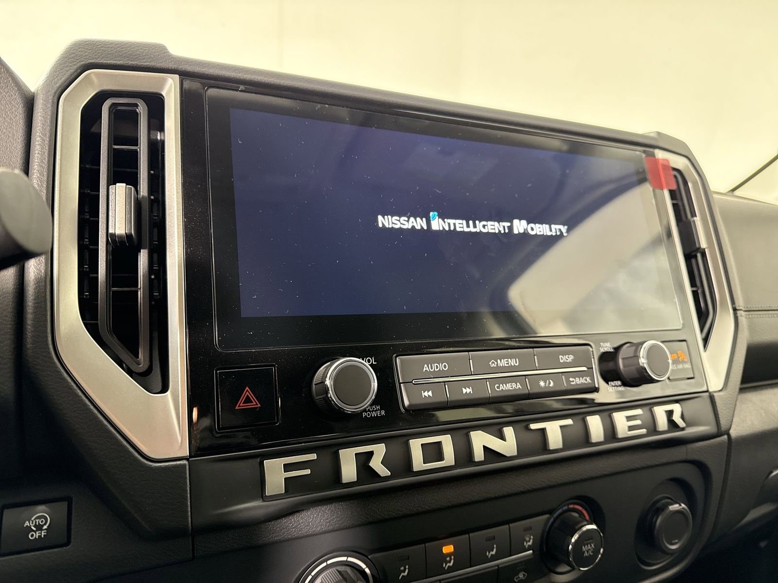 New 2026 Nissan Frontier SV w/ Tow Package image 7