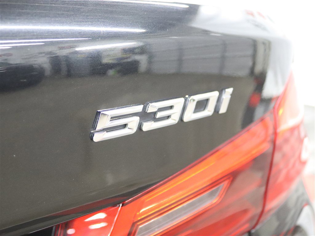 Used 2018 BMW 530i xDrive image 8