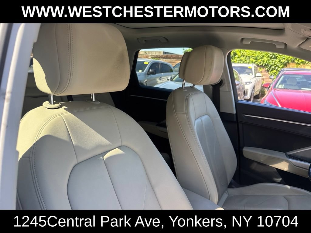 Used 2022 Audi Q3 2.0T Premium Plus AWD/4WD image 16