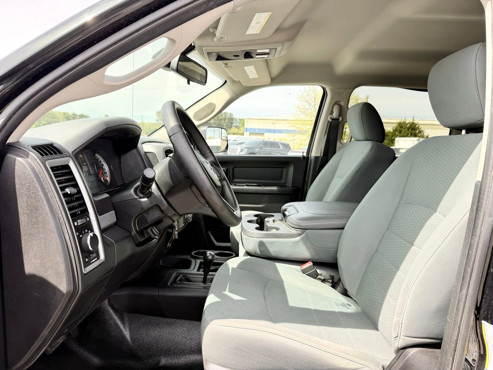 Used 2016 RAM 3500 Tradesman w/ Popular Equipment Group image 23