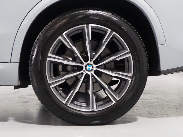 Used 2026 BMW X5 sDrive40i w/ M Sport Package RWD image 57