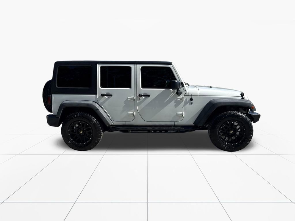 Used 2016 Jeep Wrangler Unlimited Sport w/ Connectivity Group AWD/4WD image 9
