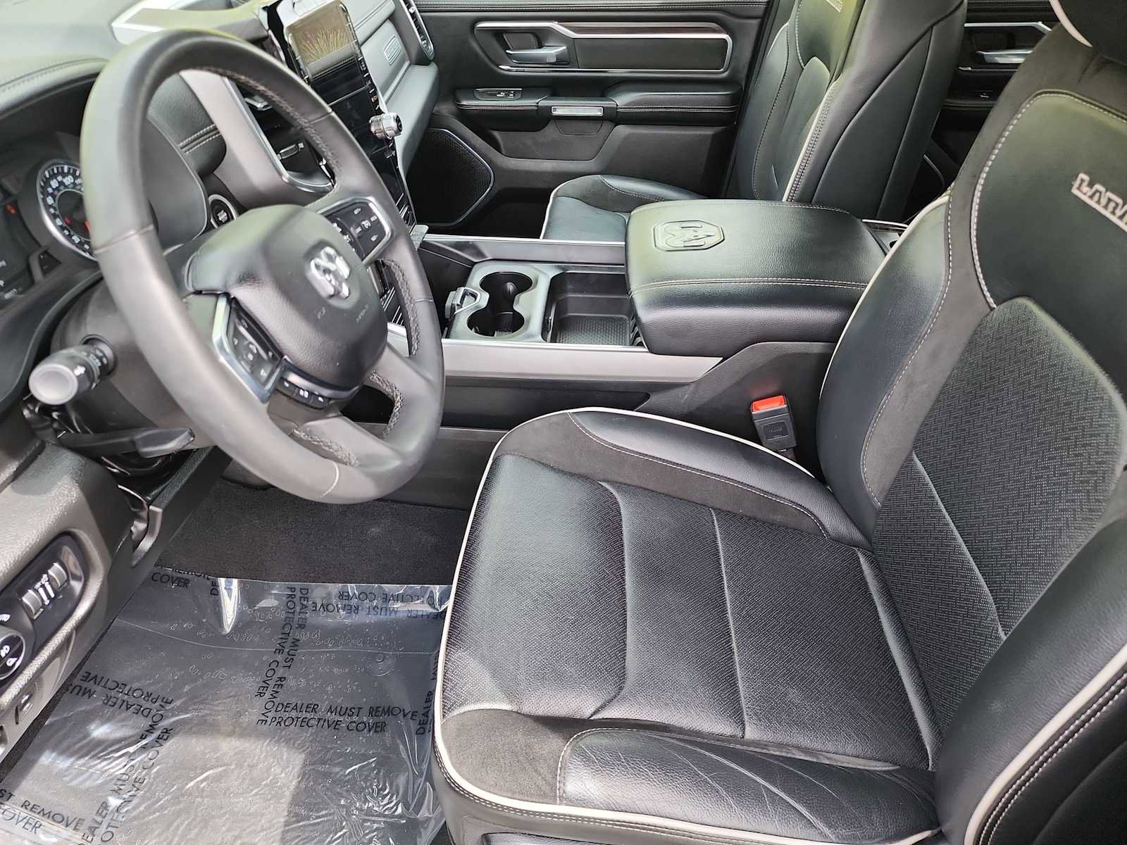 Used 2025 RAM 1500 Laramie image 15