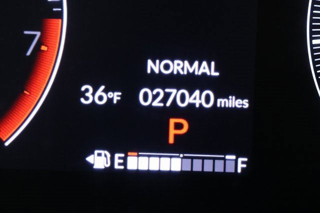 Used 2023 Honda HR-V LX image 13