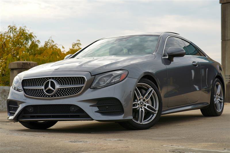 Used 2018 Mercedes-Benz E 400 Coupe image 2