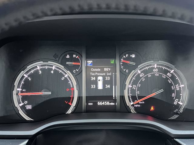 Used 2021 Toyota 4Runner TRD Off-Road Premium w/ Moonroof Package AWD/4WD image 35