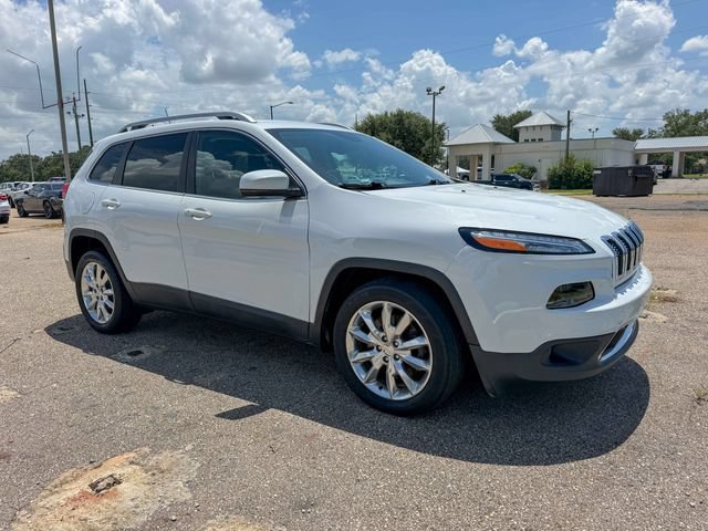 Used 2017 Jeep Cherokee Limited FWD image 1