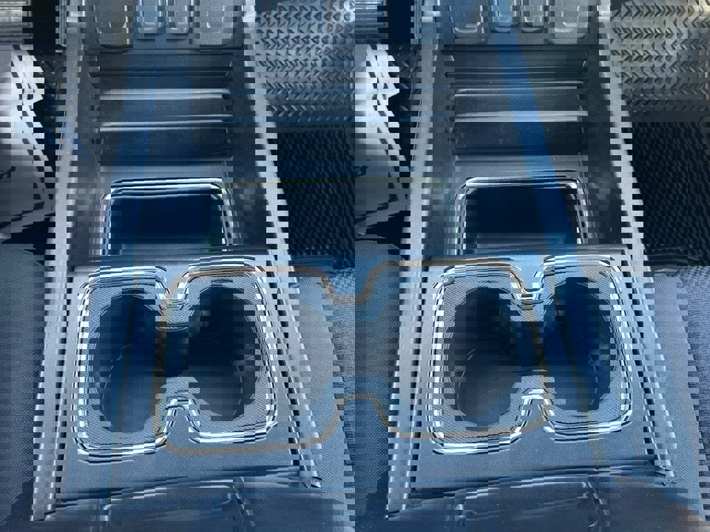 Used 2018 Chevrolet Silverado 1500 LT w/ All Star Edition image 15