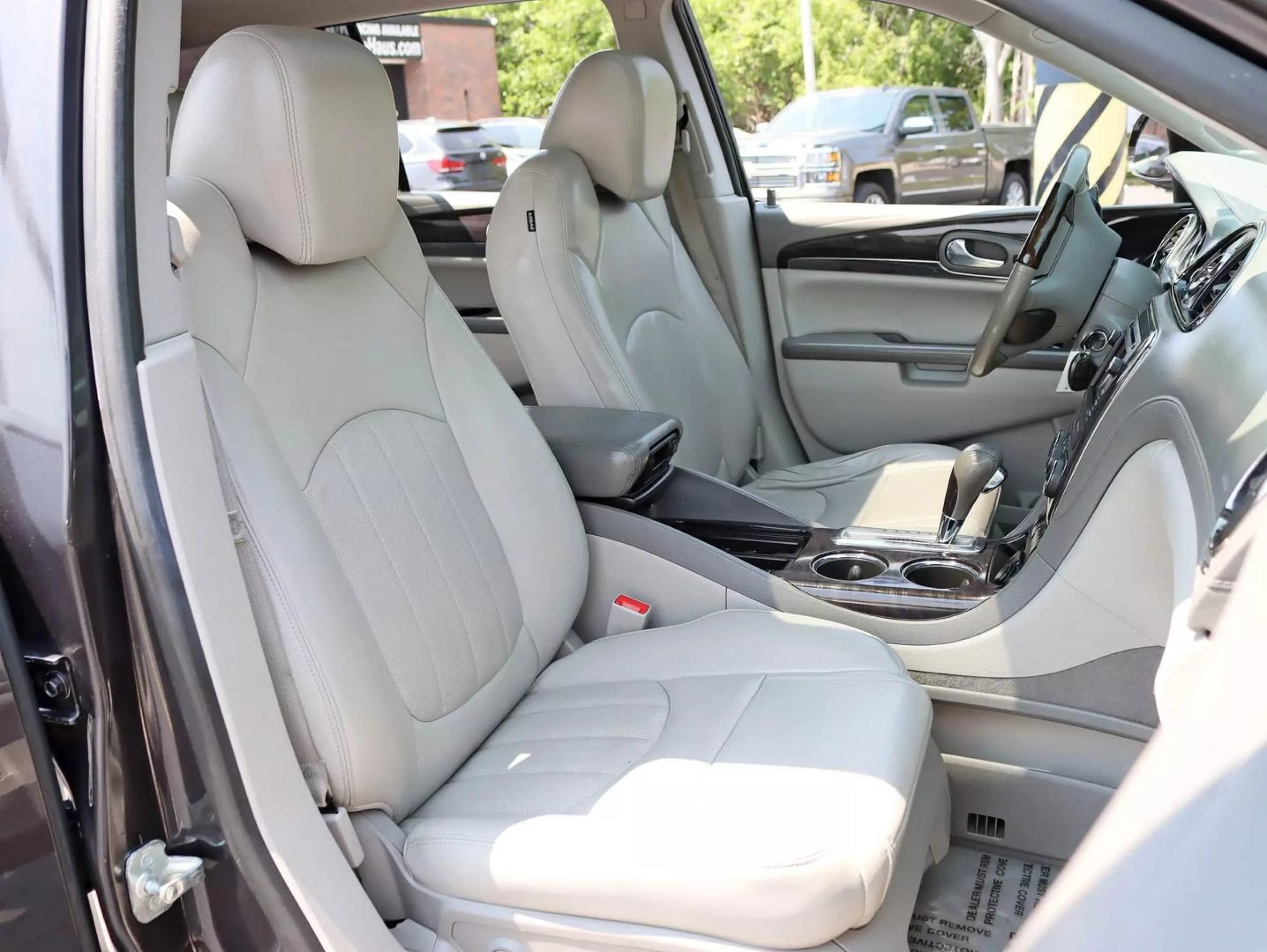 Used 2015 Buick Enclave Leather AWD/4WD image 25
