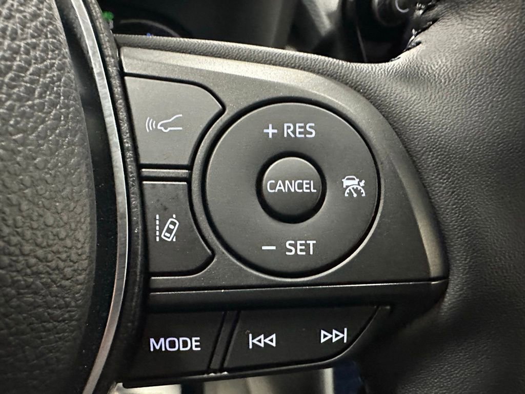 Used 2025 Toyota RAV4 XSE w/ Weather Package image 20