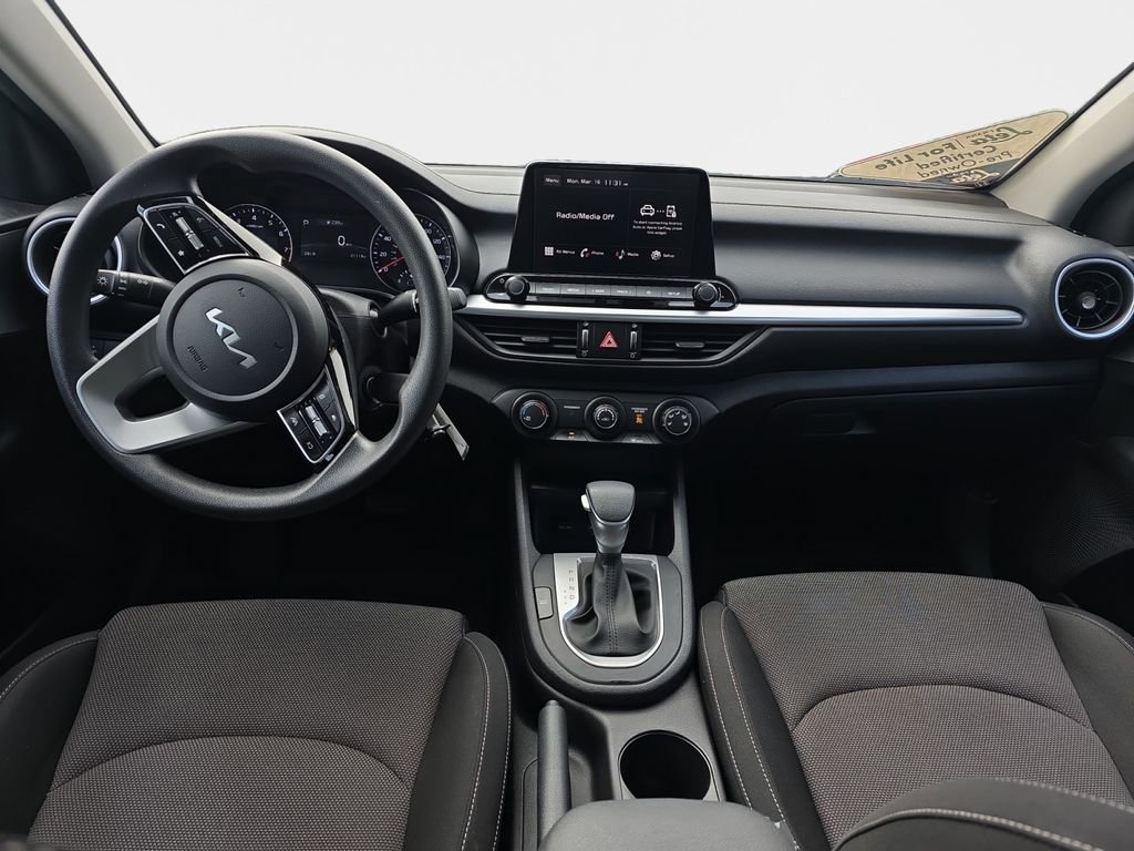 Used 2023 Kia Forte LXS image 14