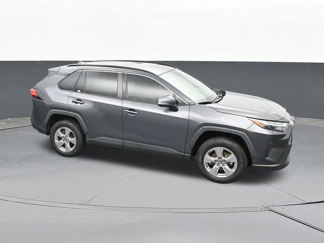 Used 2022 Toyota RAV4 XLE AWD/4WD image 65