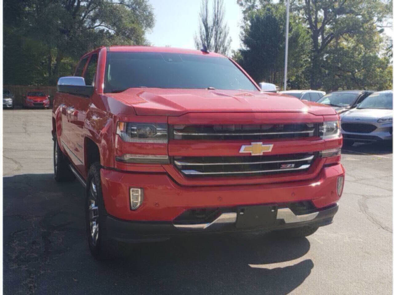 Used 2017 Chevrolet Silverado 1500 LTZ Z71 w/ LTZ Plus Package image 7
