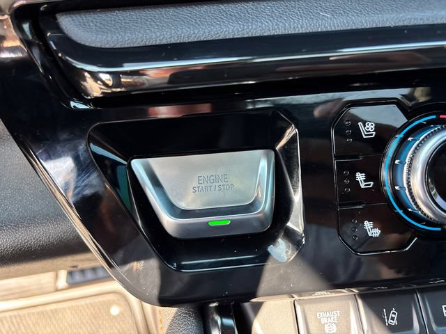 Used 2024 GMC Sierra 2500 AT4 w/ AT4 Premium Plus Package AWD/4WD image 18