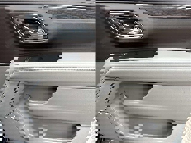 Used 2022 Chevrolet Suburban Z71 w/ Luxury Package image 24