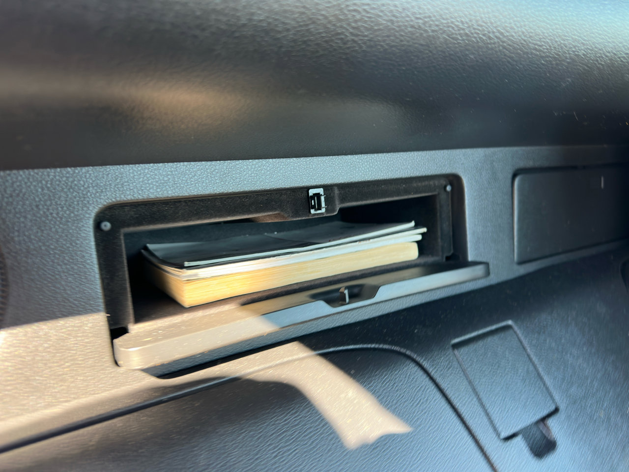 Used 2006 Nissan 350Z Touring image 22