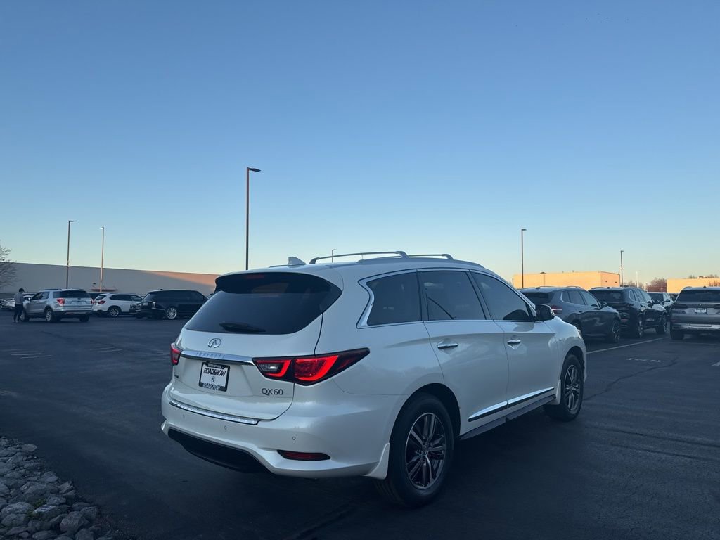 Used 2019 INFINITI QX60 Luxe w/ Essential Package image 5
