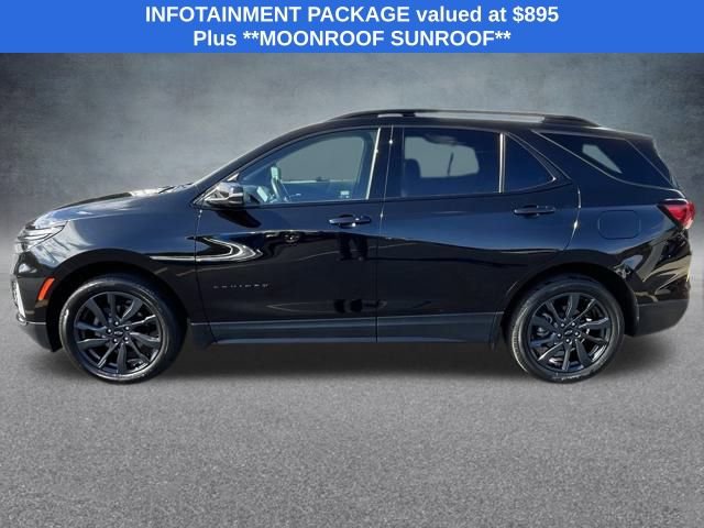 Used 2022 Chevrolet Equinox RS w/ RS Leather Package image 5