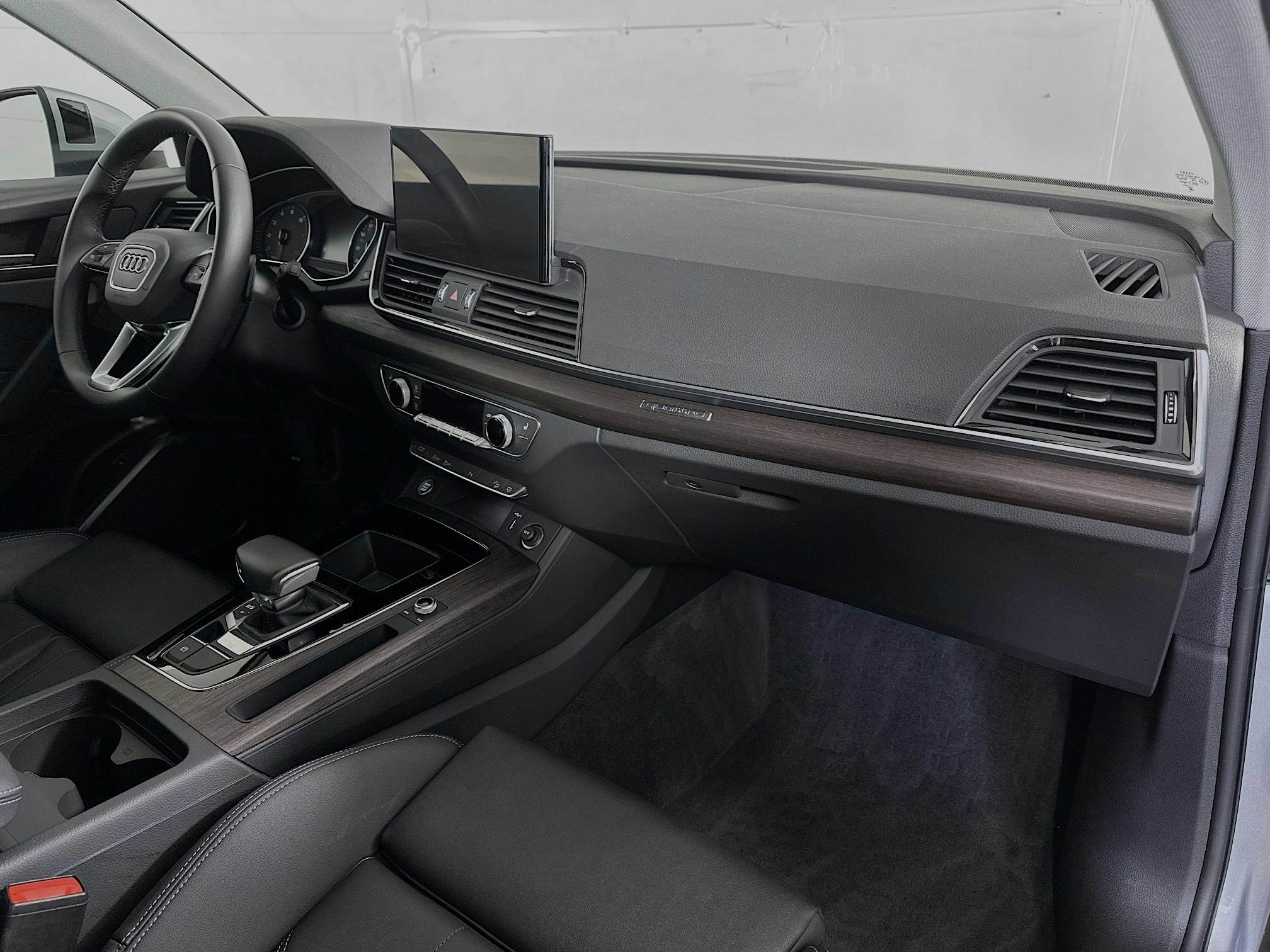 Used 2025 Audi Q5 2.0T Premium image 28