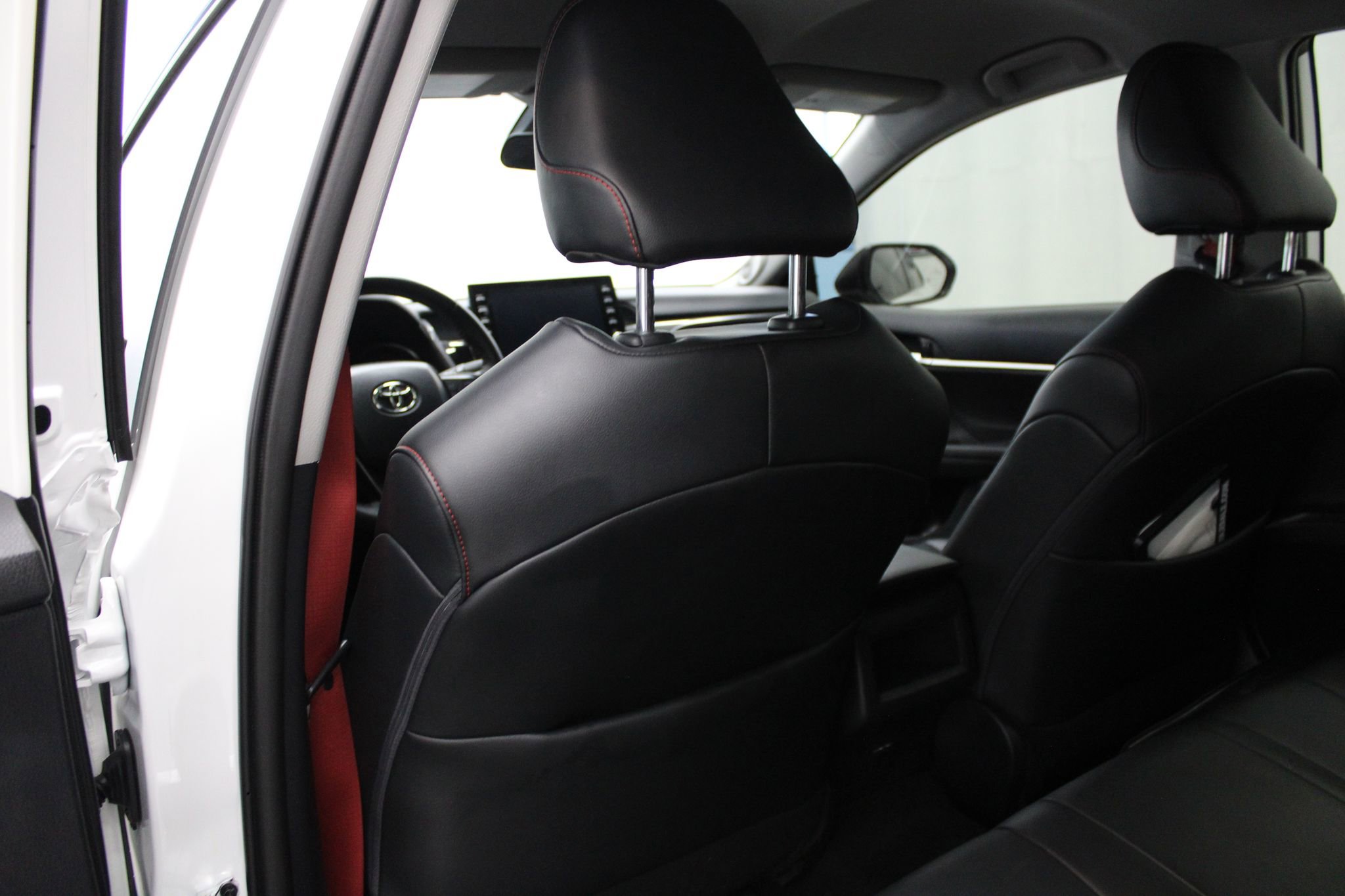 Used 2023 Toyota Camry TRD w/ TRD Package w/JBL Audio FWD image 19