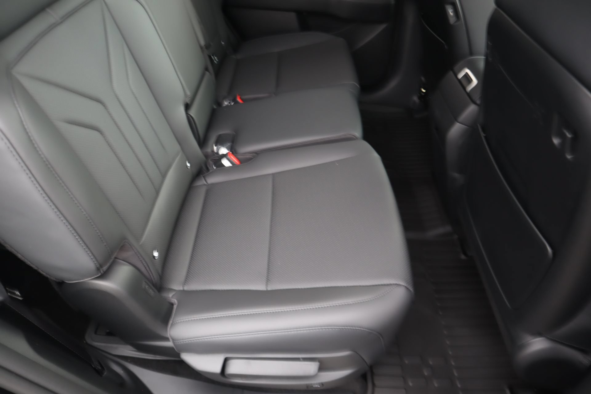 New 2027 Hyundai Santa Fe SEL AWD/4WD image 19