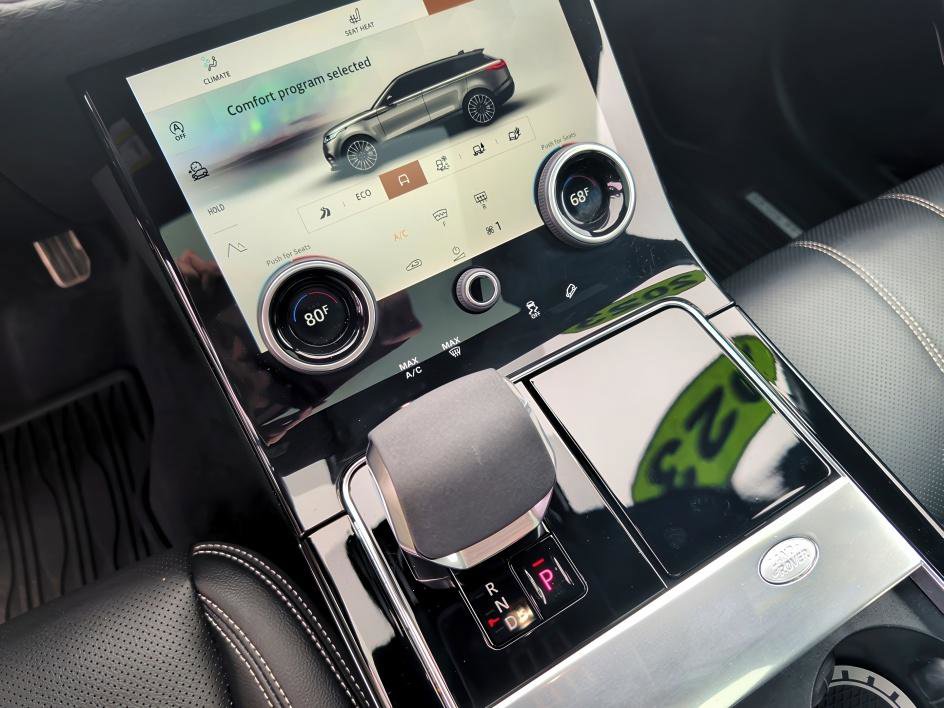 Used 2023 Land Rover Range Rover Velar R-Dynamic S image 26