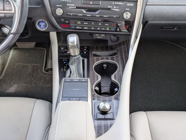 Used 2020 Lexus RX 450h AWD w/ Luxury Package image 20