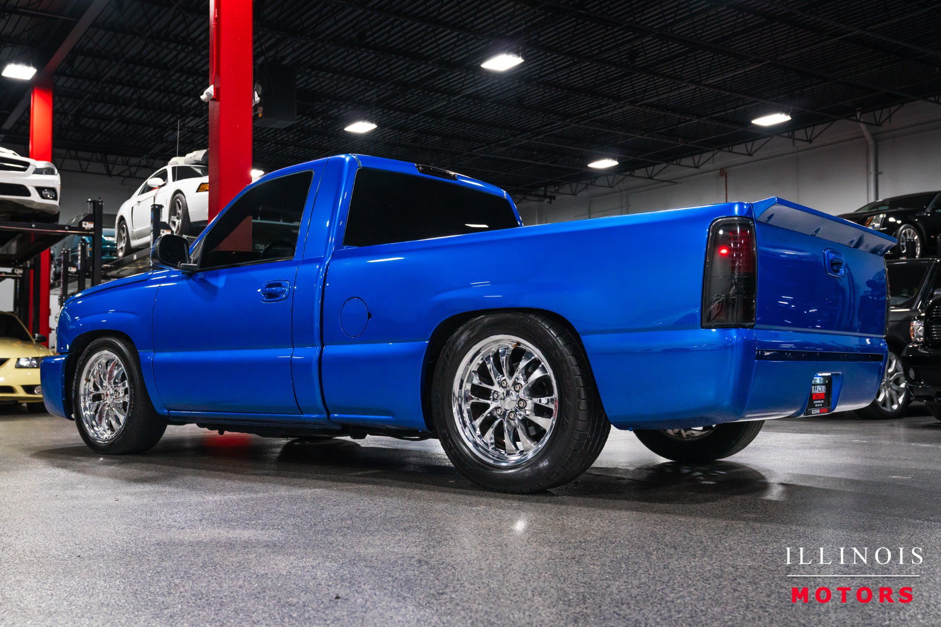 Used 2003 Chevrolet Silverado 1500 2WD Regular Cab w/ Exterior Appearance Pkg image 3