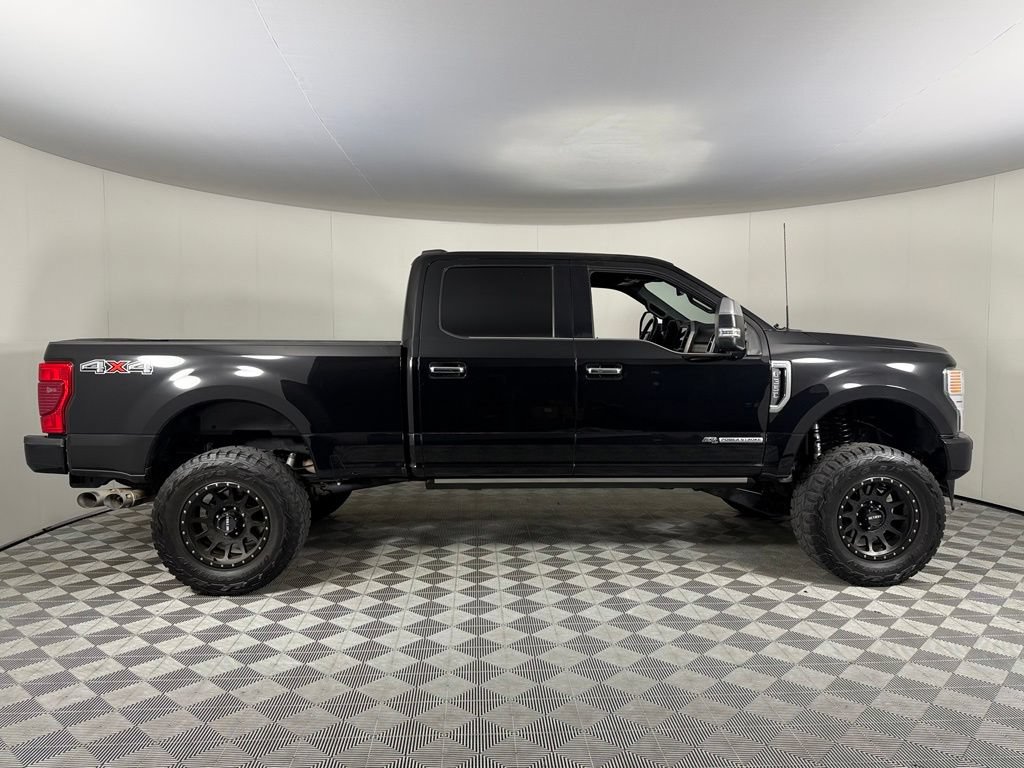 Used 2022 Ford F350 Platinum AWD/4WD image 5