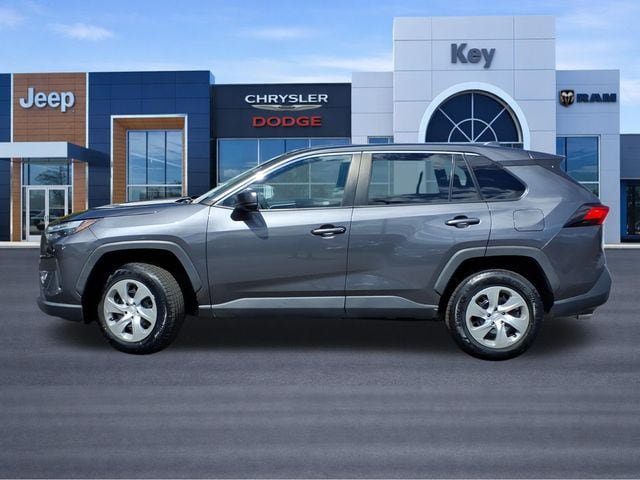 Used 2023 Toyota RAV4 LE FWD image 2