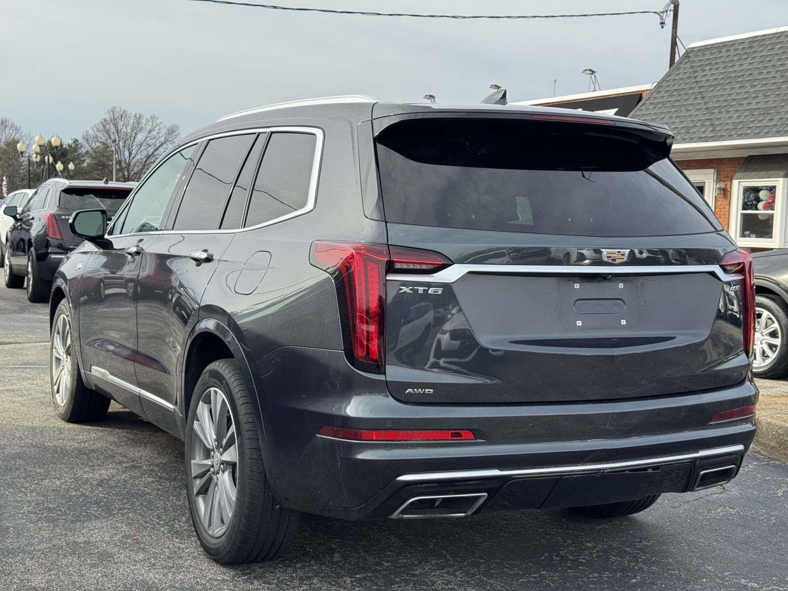 Used 2022 Cadillac XT6 Premium Luxury image 8