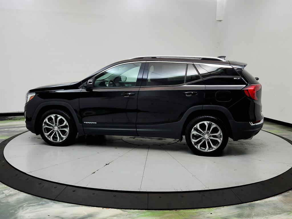 Used 2020 GMC Terrain SLT w/ GMC Pro Grade Package AWD/4WD image 8