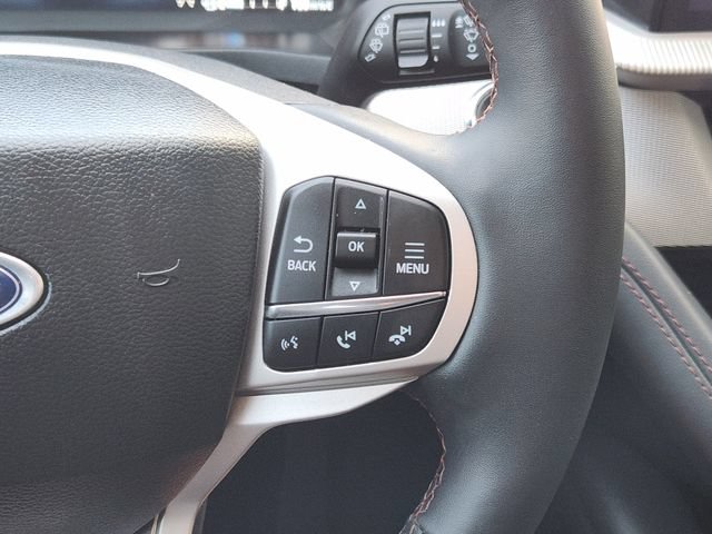 Used 2026 Ford Explorer Active w/ Active Comfort Package RWD image 29