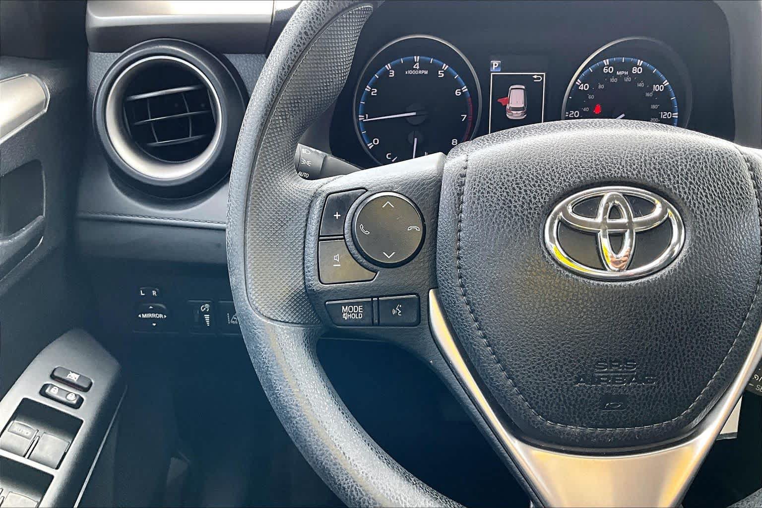 Used 2017 Toyota RAV4 LE FWD image 24