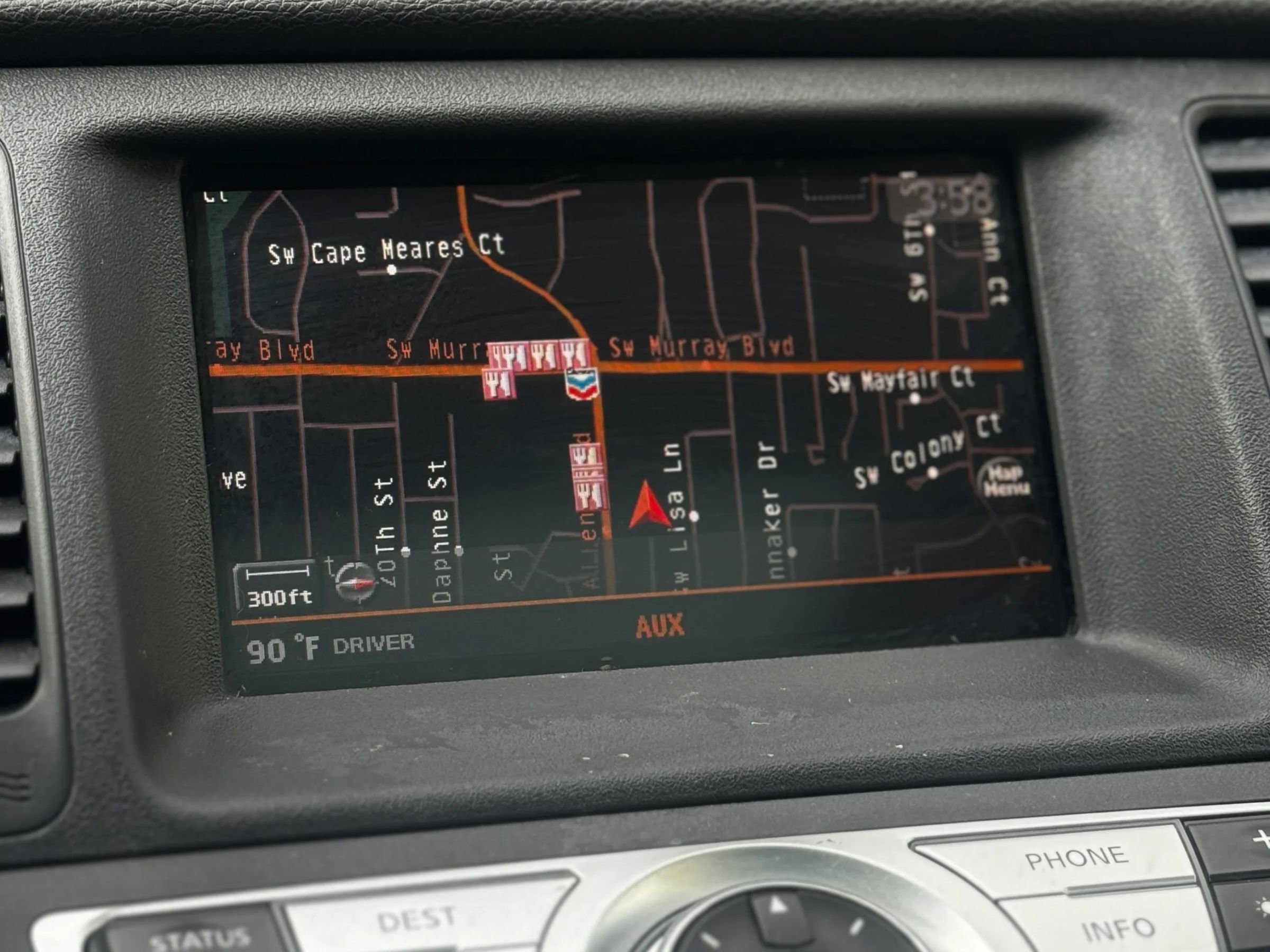 Used 2010 Nissan Murano LE w/ Navigation Pkg image 18